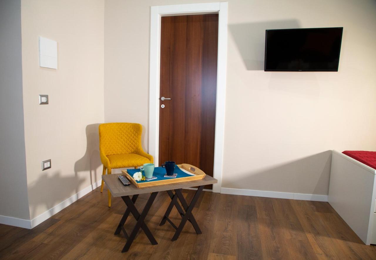 Handmade Rest Room Naples Extérieur photo
